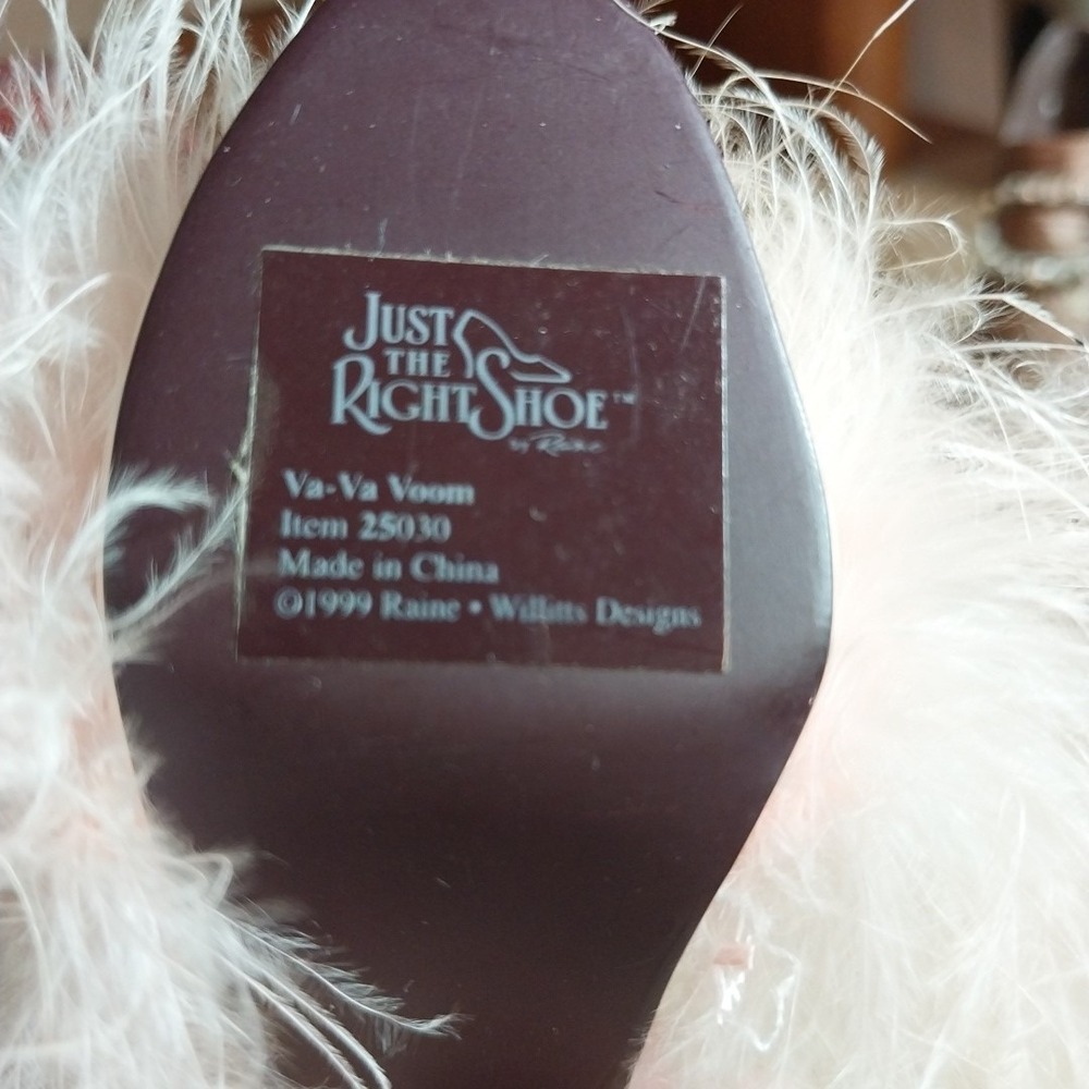 Just The Right Shoe By Raine Lot Of 6 Collector Shoes  & 2003 Trinket Box READ - Picture 10 of 16